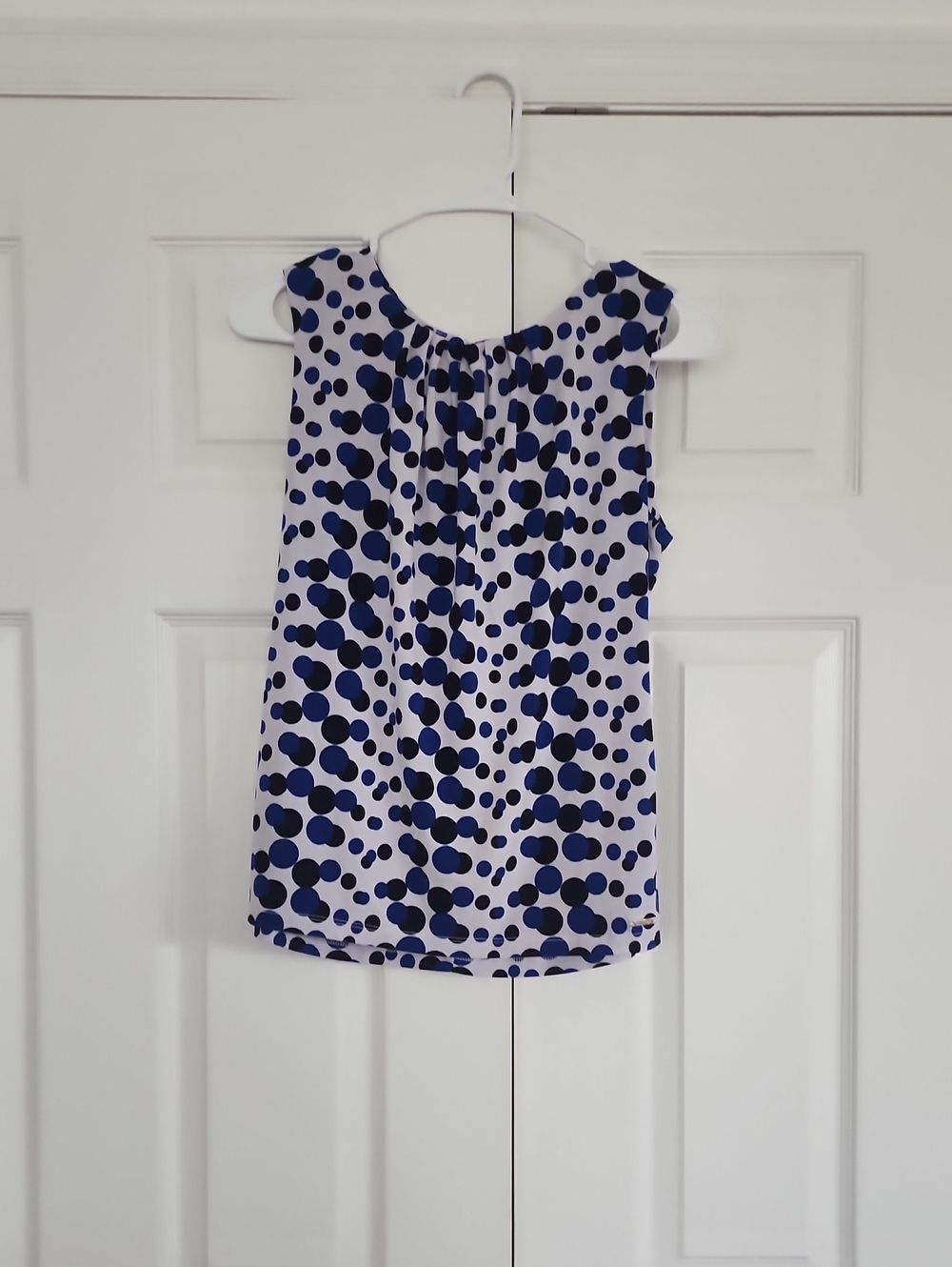 Calvin Klein White Sleeveless Polka Dot Camisole with Navy Dots